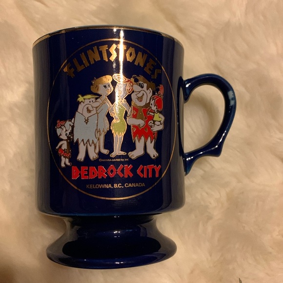 Flinstones Bedrock city vintage mug 8oz 1 cup - Picture 5 of 11